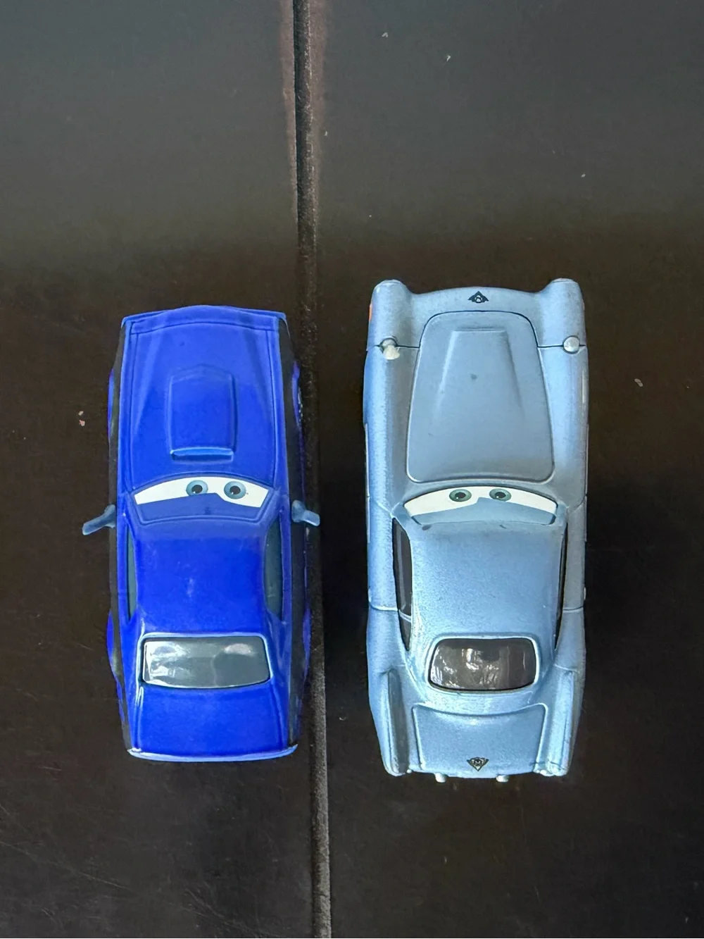 Disney Pixar Cars 2 Rod Torque Redline and Finn McMissile 1:55 diecast